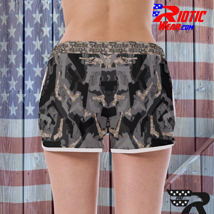 "Desert Digital Camo Gun" Camo Toad Ladies Track & Field Shorts