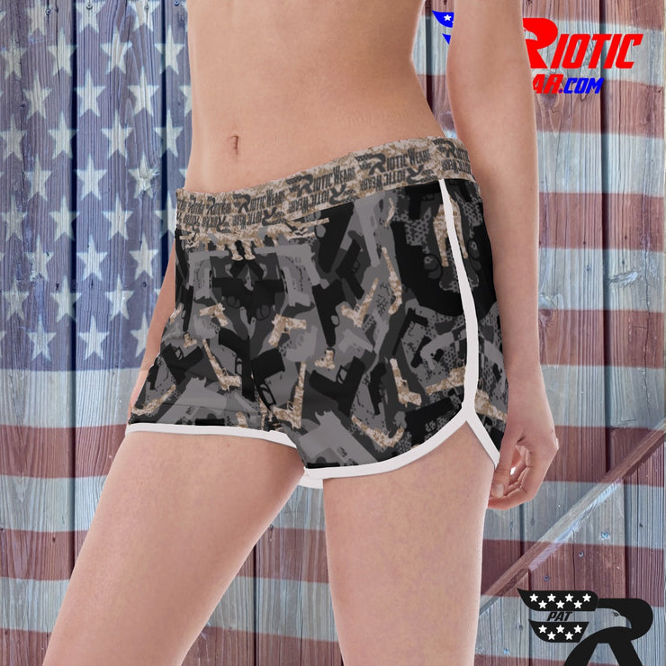 "Desert Digital Camo Gun" Camo Toad Ladies Track & Field Shorts